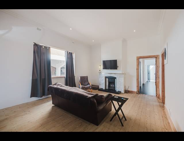 3 BEDROOM HOUSE FOR SALE IN SEA POINT